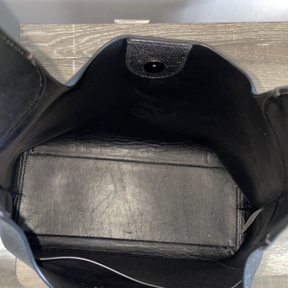 Elegant Black Leather Women's Bag - Picture 4 of 7